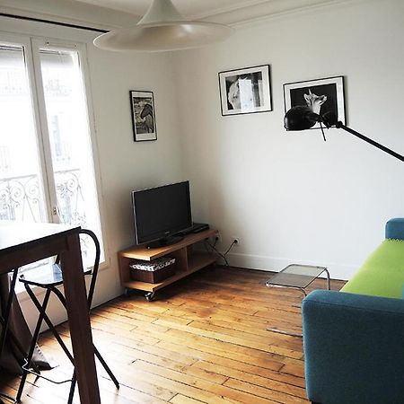 Apartamento 2 Pieces Avec Balcon Plein Sud París Exterior foto